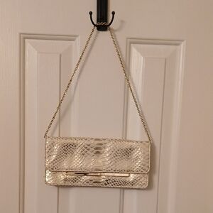 ANTONIO MELANI Textured Cream Clutch with Gold Chain